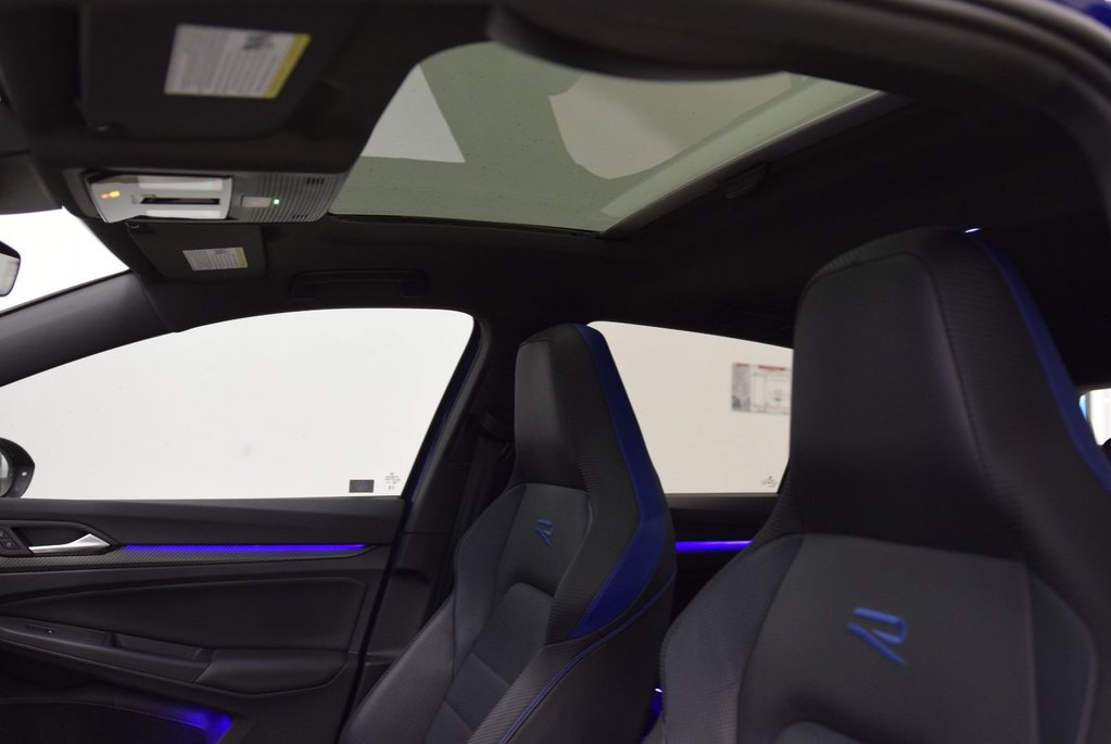 Volkswagen Golf R DSG+TOIT PANO+8 PNEUS 8 MAG 2024 à Laval, Québec - 8 - w1024h768px