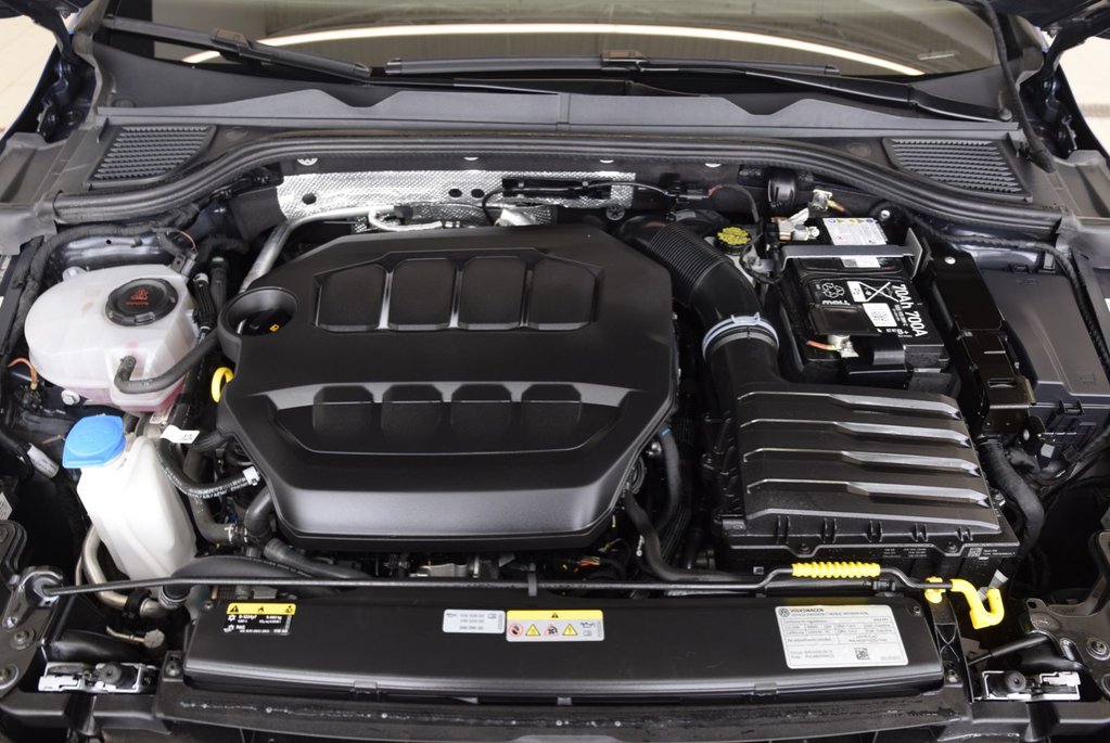 Volkswagen Golf R TOIT PANO+CUIR+CARBON+LED 2024 à Laval, Québec - 16 - w1024h768px