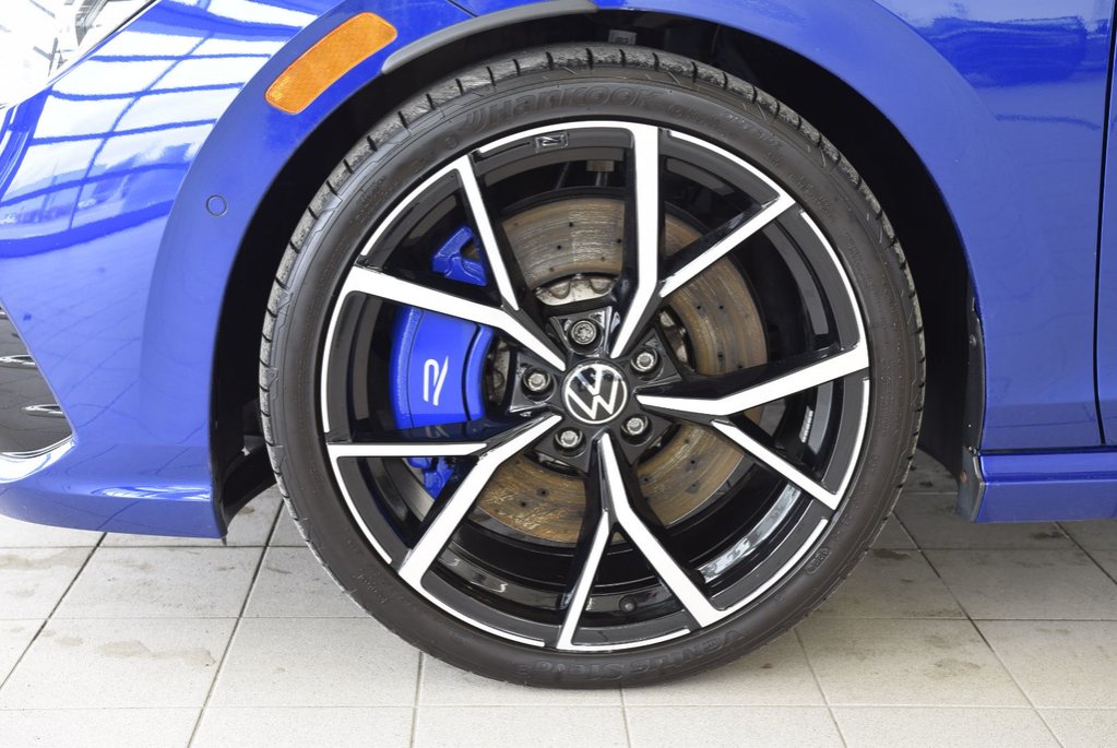 Volkswagen Golf R TOIT PANO+CUIR+CARBON+LED 2024 à Laval, Québec - 8 - w1024h768px