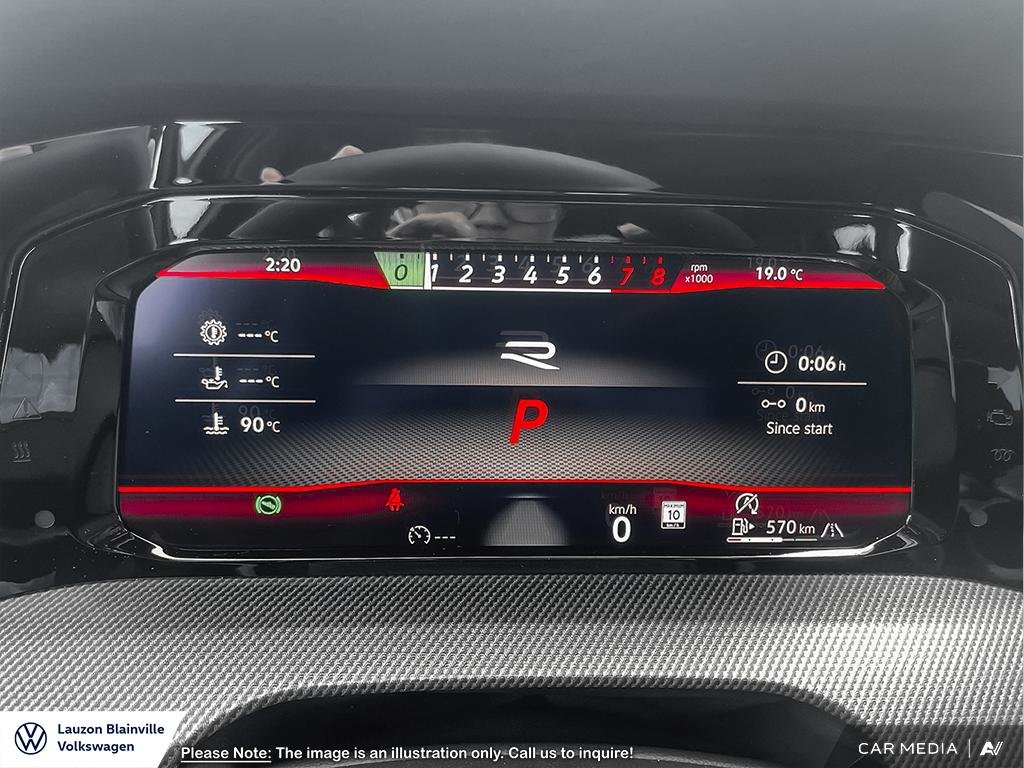 2025 Volkswagen Golf R in Laval, Quebec - 14 - w1024h768px