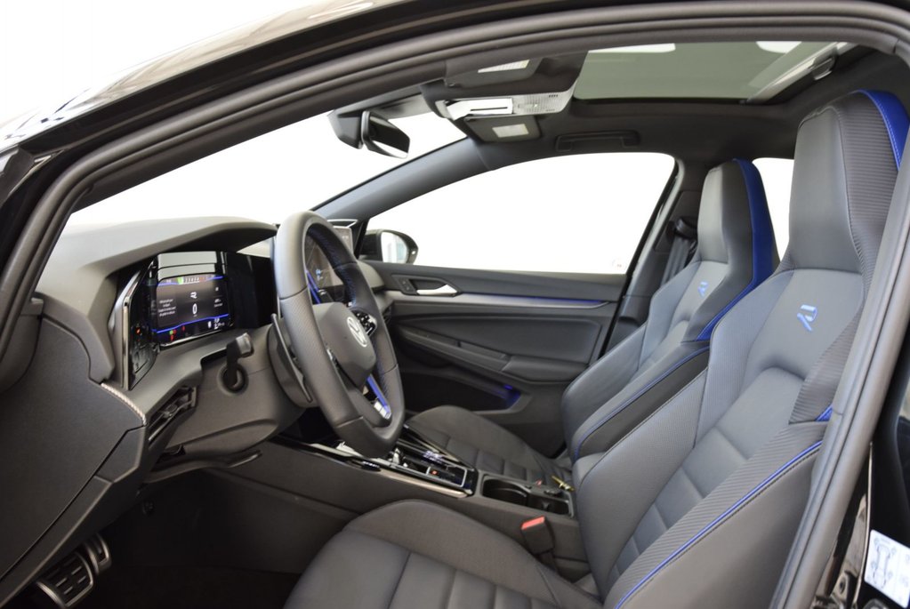 2025 Volkswagen Golf R TOIT PANO+AKRAPOVIC+AWD+ in Laval, Quebec - 21 - w1024h768px