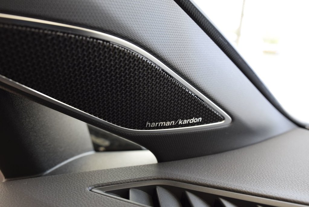 2025 Volkswagen Golf R TOIT PANO+AKRAPOVIC+AWD+ in Laval, Quebec - 25 - w1024h768px