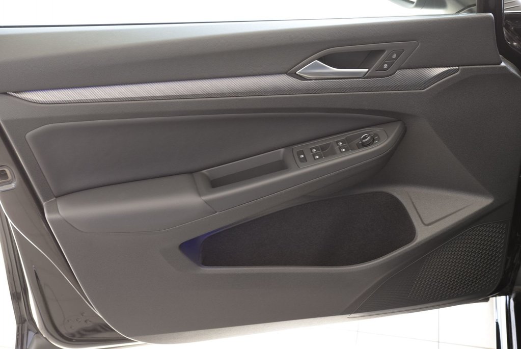 2025 Volkswagen Golf R TOIT PANO+AKRAPOVIC+AWD+ in Laval, Quebec - 17 - w1024h768px