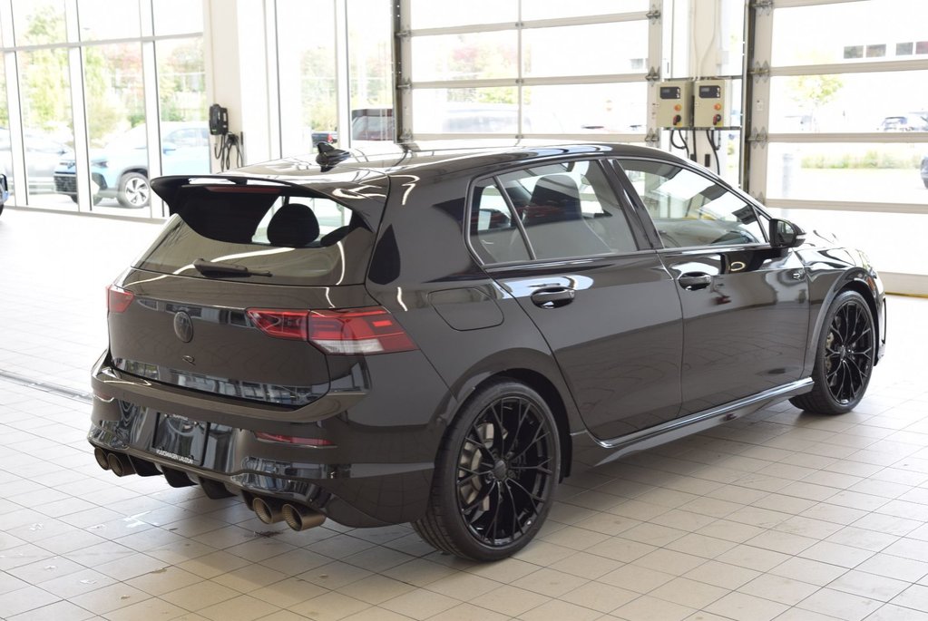 Volkswagen Golf R BLACK EDITION+AKRAPOVIC+ 2025 à Laval, Québec - 12 - w1024h768px