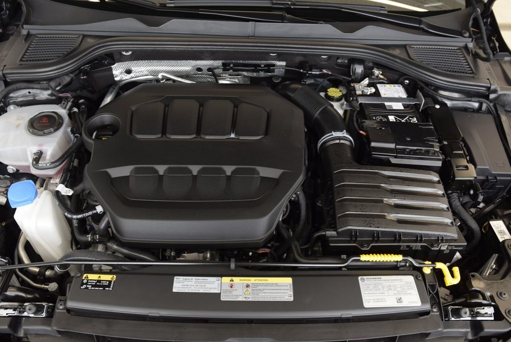 Volkswagen Golf R BLACK EDITION+AKKRAPOVIC 2025 à Laval, Québec - 15 - w1024h768px