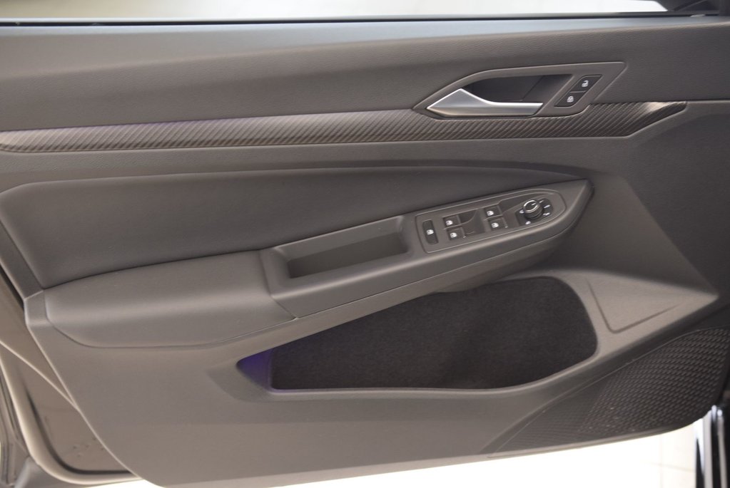 Volkswagen Golf R BLACK EDITION+AKKRAPOVIC 2025 à Laval, Québec - 20 - w1024h768px