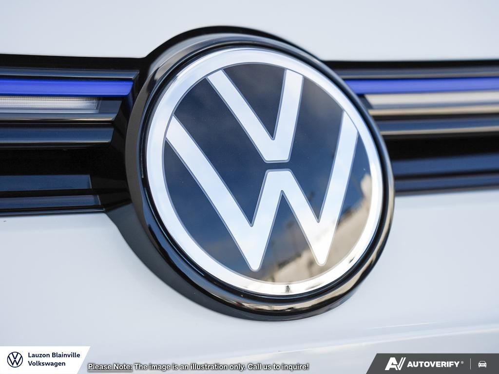 2026 Volkswagen Golf R R 4MOTION in Laval, Quebec - 9 - w1024h768px