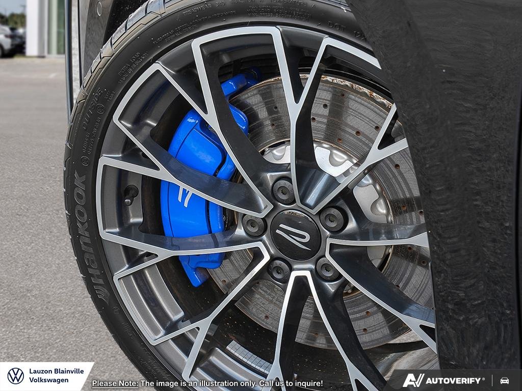 2026 Volkswagen Golf R R 4MOTION in Laval, Quebec - 8 - w1024h768px