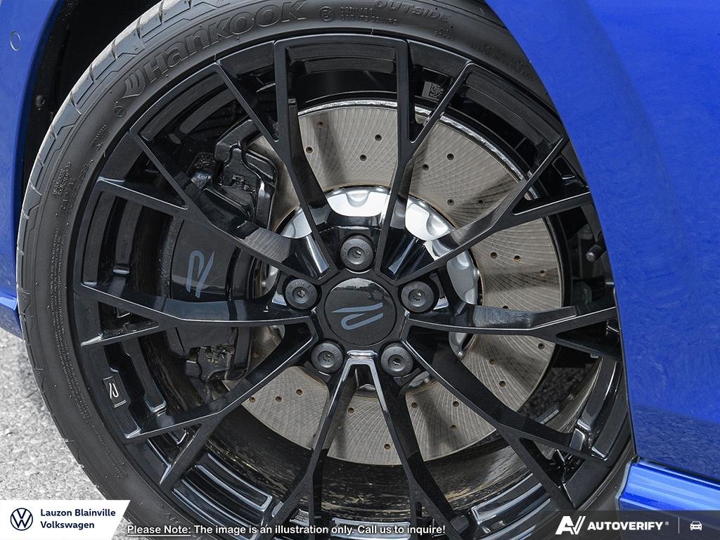 2026 Volkswagen Golf R R Black Edition 4MOTION in Laval, Quebec - 8 - w1024h768px