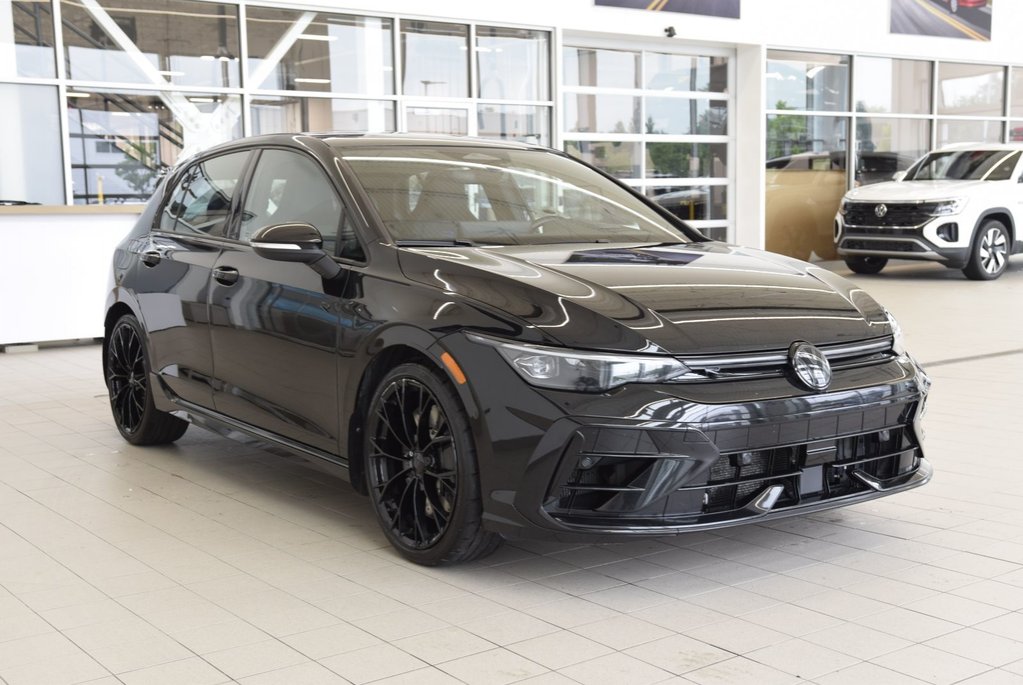 2026 Volkswagen Golf R BLACK EDITION+AKKRAPOVIC in Laval, Quebec - 11 - w1024h768px