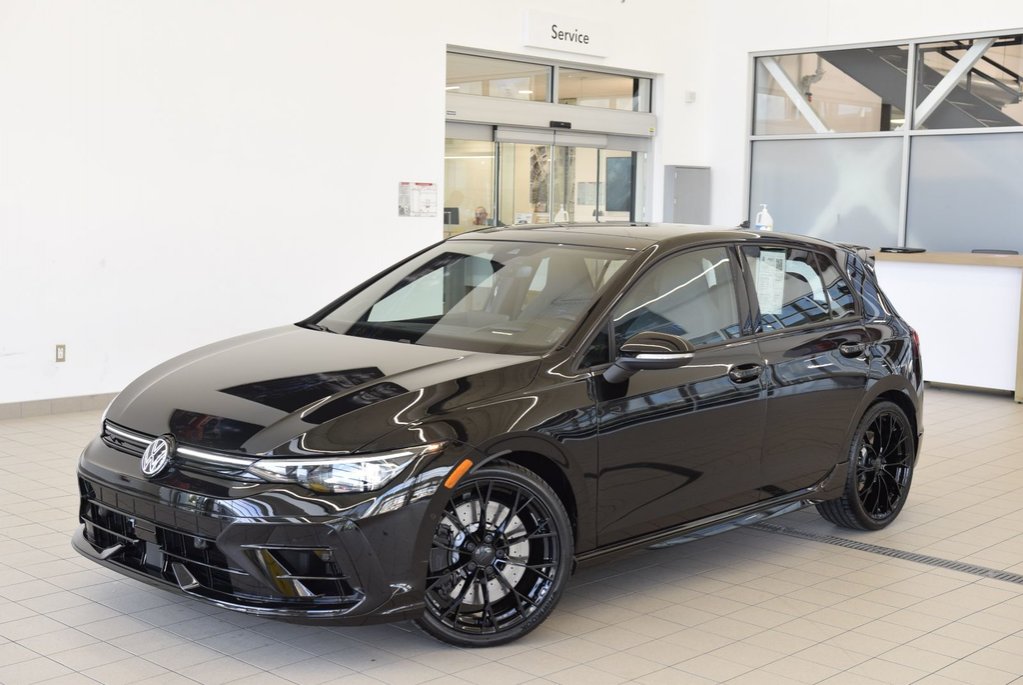 Volkswagen Golf R BLACK EDITION+AKKRAPOVIC 2026 à Laval, Québec - 1 - w1024h768px