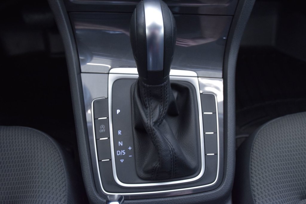 2020 Volkswagen Golf A-C+AUTOMATIQUE+CAMERA+ in Laval, Quebec - 27 - w1024h768px