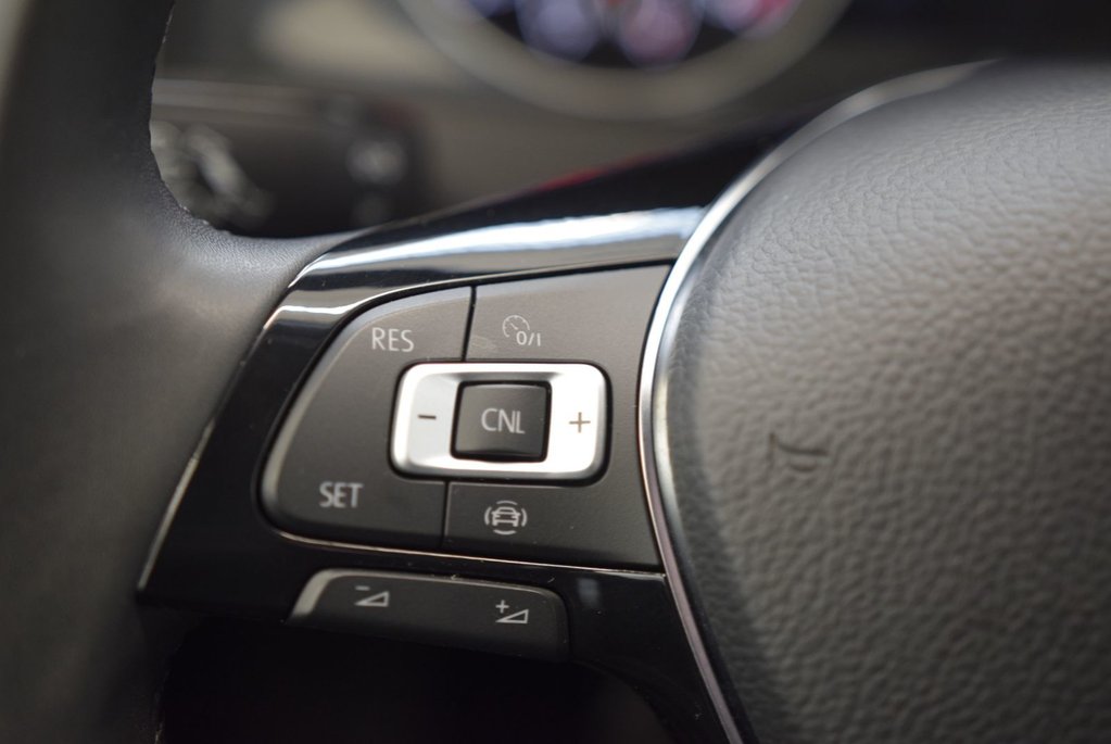 Volkswagen Golf A-C+CAMERA+BAS KM+BLUETOOTH 2020 à Laval, Québec - 18 - w1024h768px