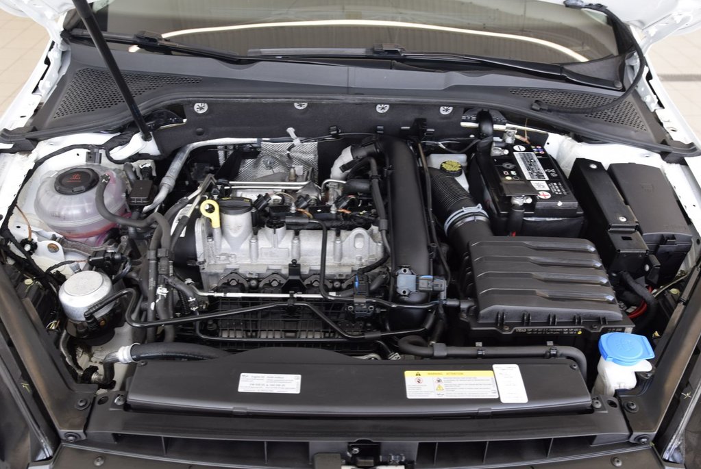 2021 Volkswagen Golf HIGHLINE+TOIT PANO+CUIR+ in Laval, Quebec - 15 - w1024h768px