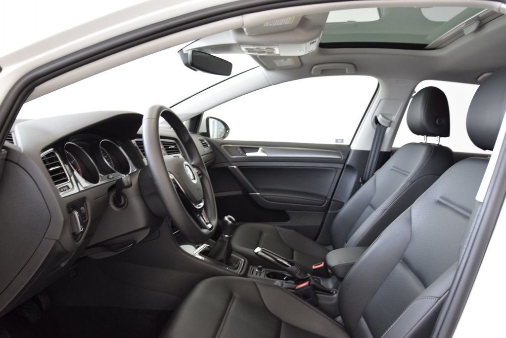 2021 Volkswagen Golf HIGHLINE+TOIT PANO+CUIR+ in Laval, Quebec - 9 - w1024h768px
