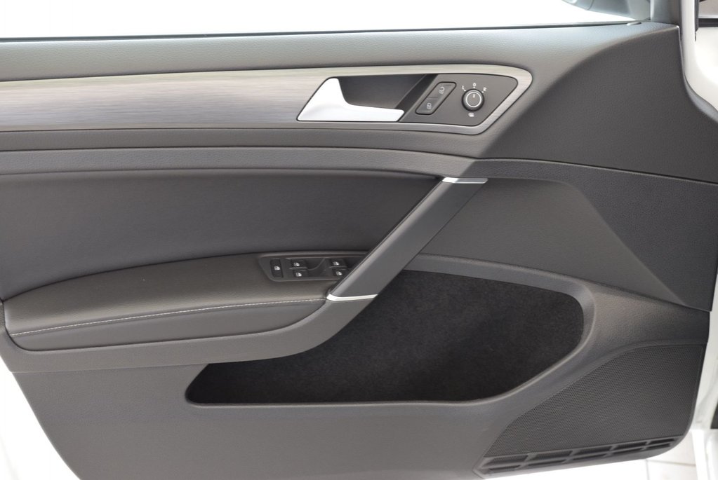 2021 Volkswagen Golf HIGHLINE+TOIT PANO+CUIR+ in Laval, Quebec - 16 - w1024h768px