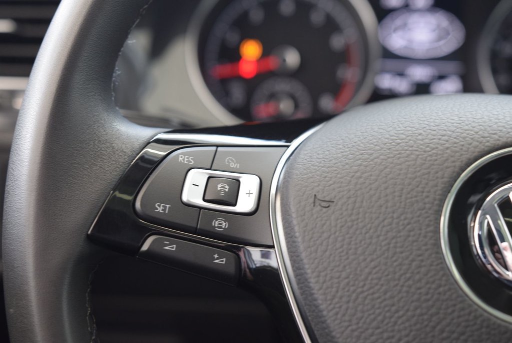 2021 Volkswagen Golf HIGHLINE+TOIT PANO+CUIR+ in Laval, Quebec - 24 - w1024h768px