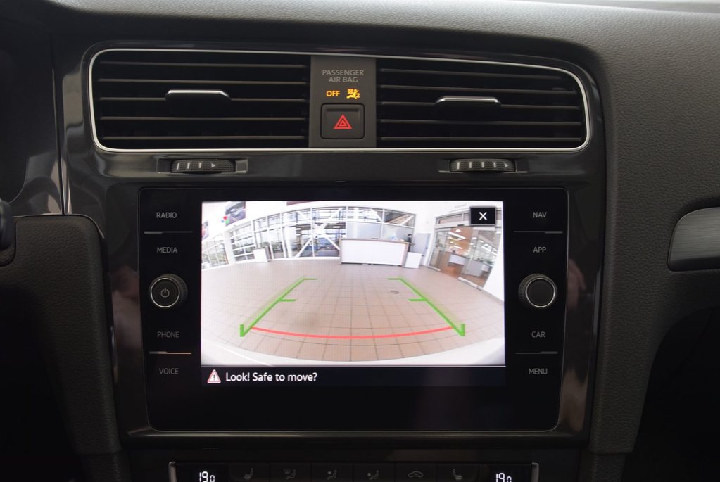 2021 Volkswagen Golf HIGHLINE+TOIT PANO+CUIR+ in Laval, Quebec - 27 - w1024h768px