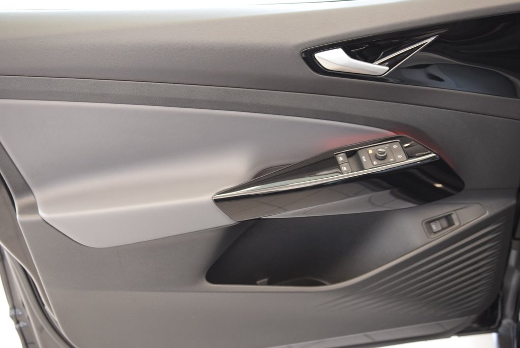 Volkswagen ID.4 PRO+STATEMENT+CUIR+TOIT+ 2021 à Laval, Québec - 17 - w1024h768px