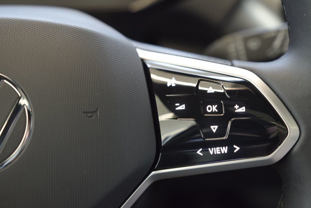 Volkswagen ID.4 PRO+STATEMENT+CUIR+TOIT+ 2021 à Laval, Québec - 26 - w1024h768px