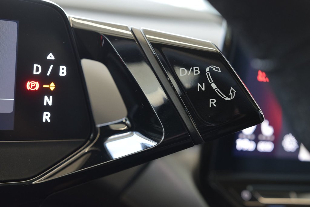 Volkswagen ID.4 PRO+STATEMENT+CUIR+TOIT+ 2021 à Laval, Québec - 27 - w1024h768px
