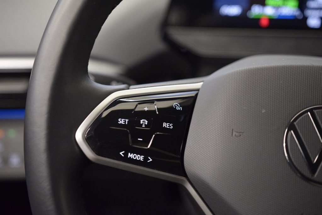 Volkswagen ID.4 PRO+BAS KM+CAMERA+AWD+ 2021 à Laval, Québec - 22 - w1024h768px