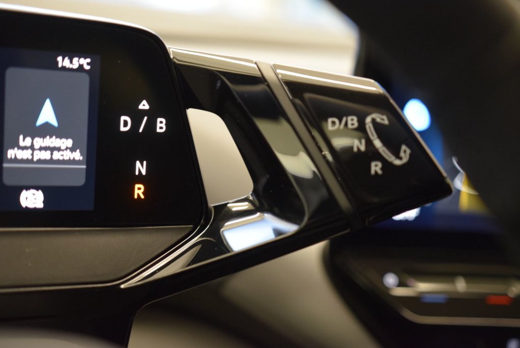 2023 Volkswagen ID.4 PRO+STATEMENT+AWD+CUIR+ in Laval, Quebec - 22 - w1024h768px