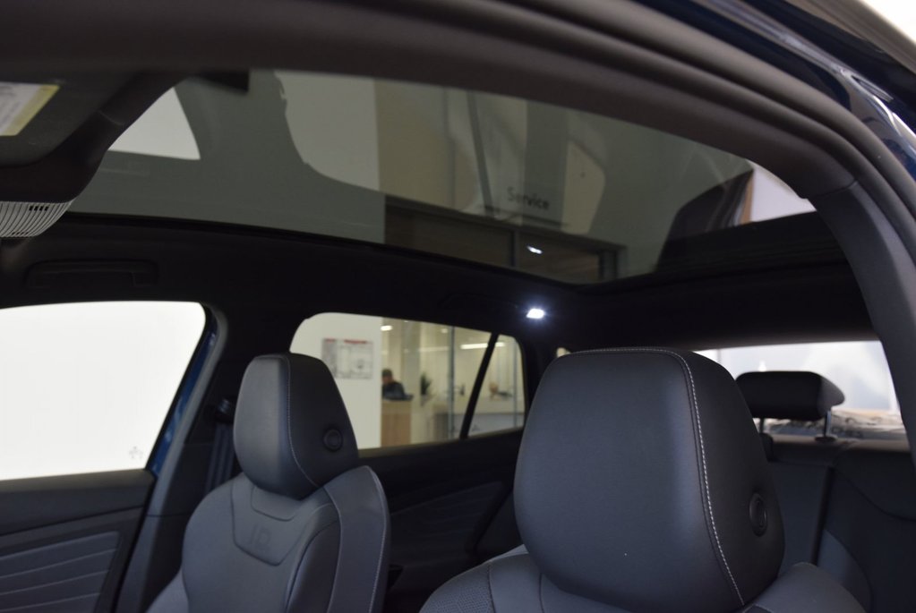 Volkswagen ID.4 PRO+STATEMENT+AWD+TOIT+ 2023 à Laval, Québec - 5 - w1024h768px