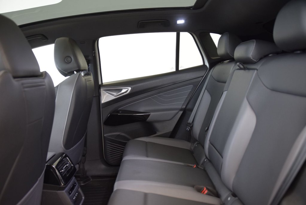 2023 Volkswagen ID.4 PRO+S+CUIR+TOIT PANO+LED+ in Laval, Quebec - 23 - w1024h768px