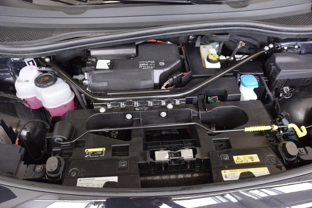2023 Volkswagen ID.4 PRO+S+THERMO+AWD+CUIR+ in Laval, Quebec - 15 - w1024h768px