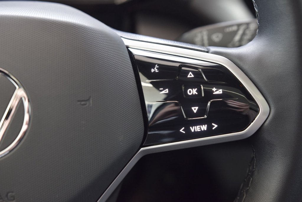 2023 Volkswagen ID.4 PRO+S+THERMO+AWD+CUIR+ in Laval, Quebec - 25 - w1024h768px