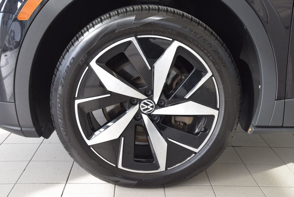 2023 Volkswagen ID.4 PRO+TOIT PANO+THERMOPOMPE in Laval, Quebec - 5 - w1024h768px