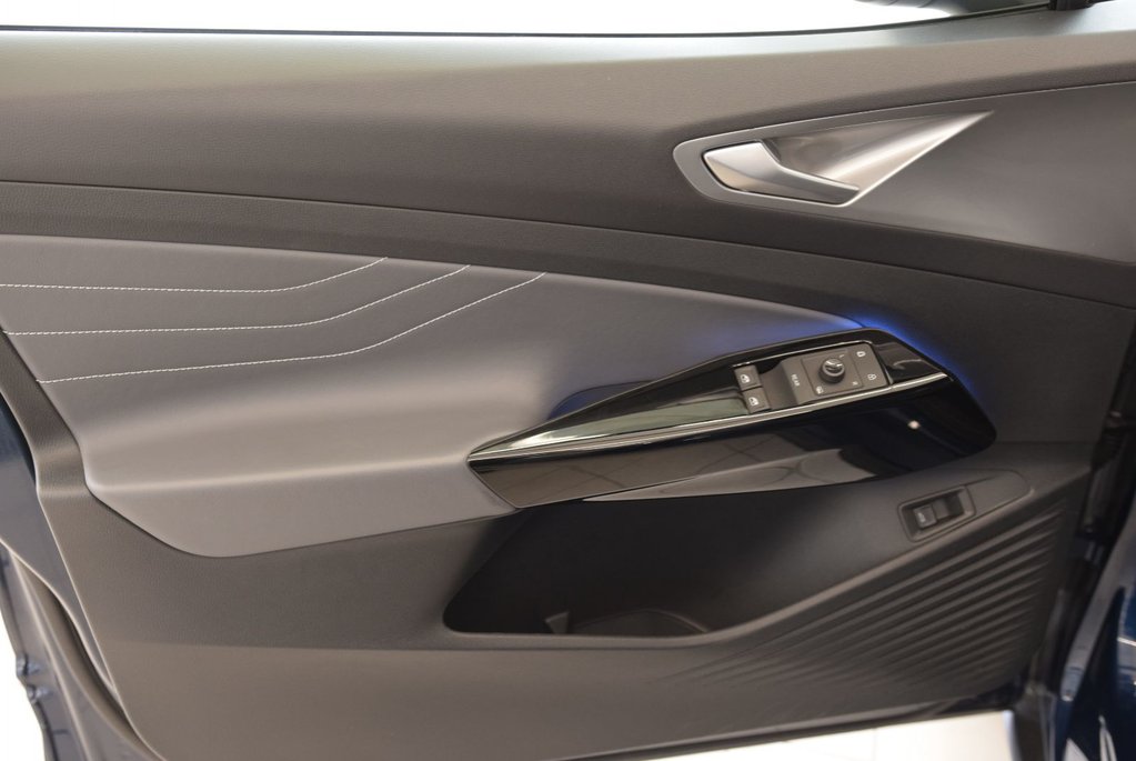 Volkswagen ID.4 PRO+S+AWD+BAS KM+NAV+LED 2023 à Laval, Québec - 19 - w1024h768px