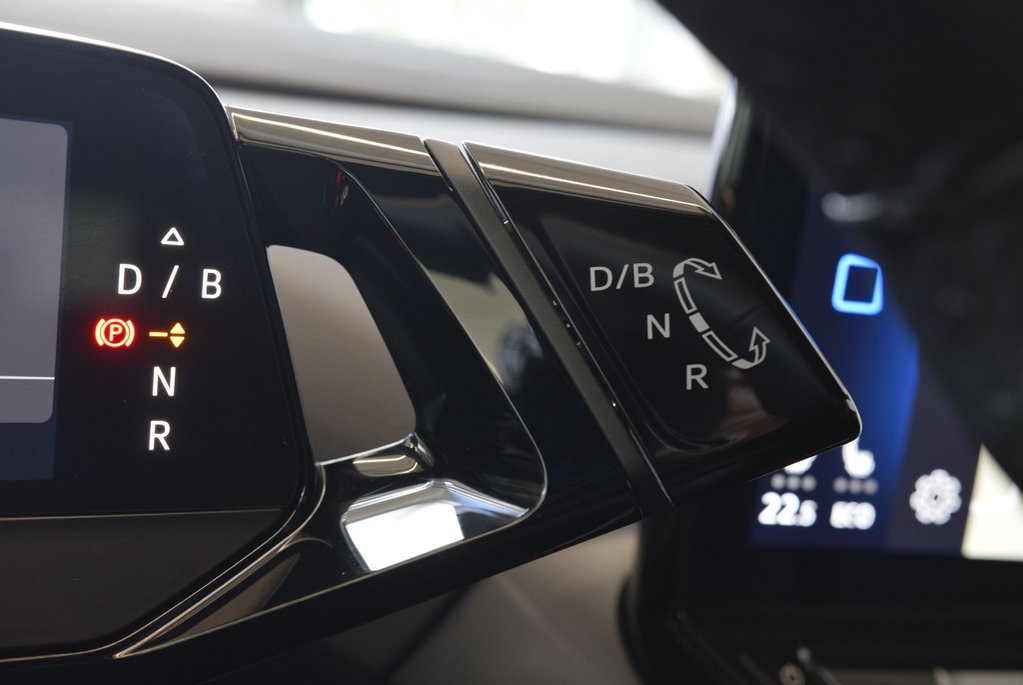 Volkswagen ID.4 STATEMENT+CUIR+THERMOPOMPE 2023 à Laval, Québec - 25 - w1024h768px