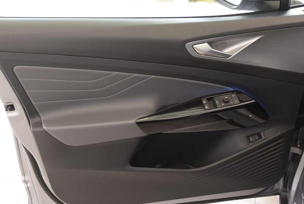 Volkswagen ID.4 STATEMENT+CUIR+THERMOPOMPE 2023 à Laval, Québec - 17 - w1024h768px