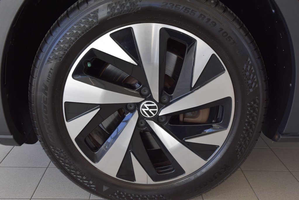 Volkswagen ID.4 PRO+S+AWD+CUIR+TOIT PANO 2023 à Laval, Québec - 8 - w1024h768px