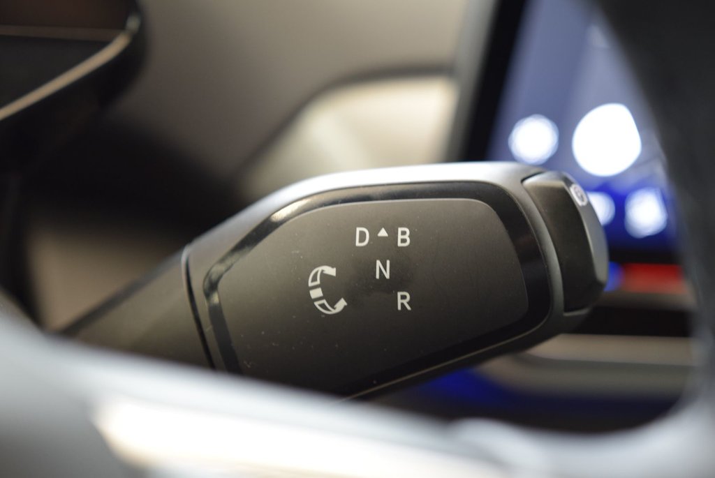 Volkswagen ID.4 PRO+STATEMENT+CUIR+HARMAN 2024 à Laval, Québec - 28 - w1024h768px