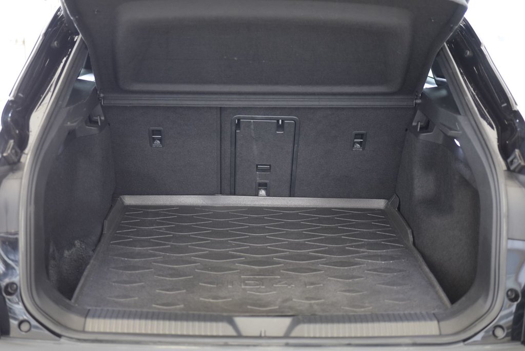 Volkswagen ID.4 PRO+STATEMENT+CUIR+HARMAN 2024 à Laval, Québec - 17 - w1024h768px