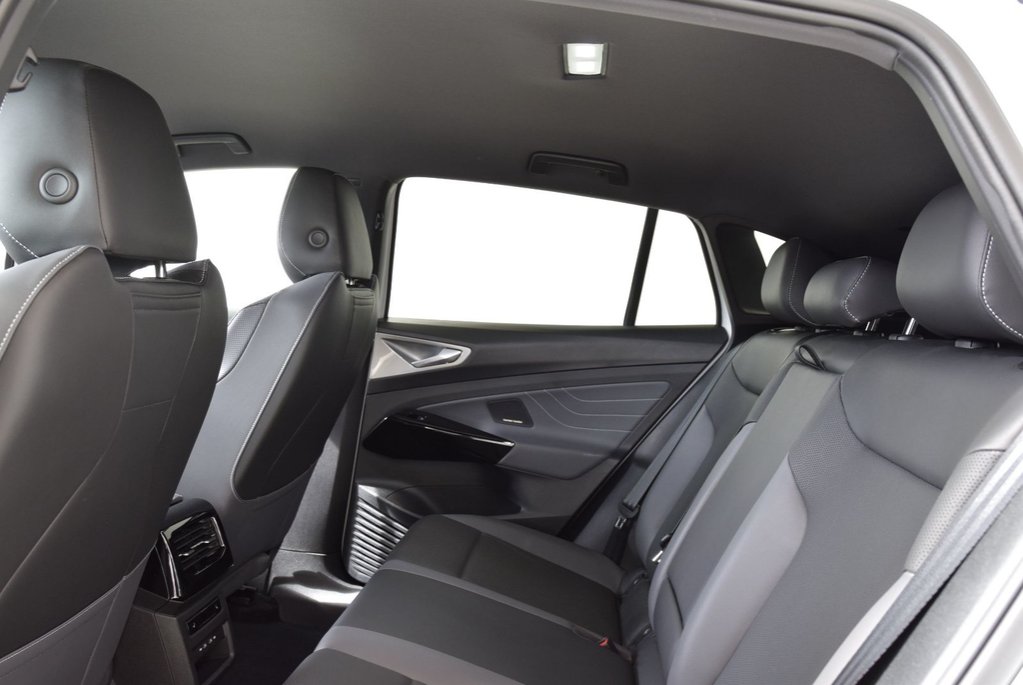 Volkswagen ID.4 Pro S+CUIR+LED+NAV+HARMAN 2024 à Laval, Québec - 17 - w1024h768px