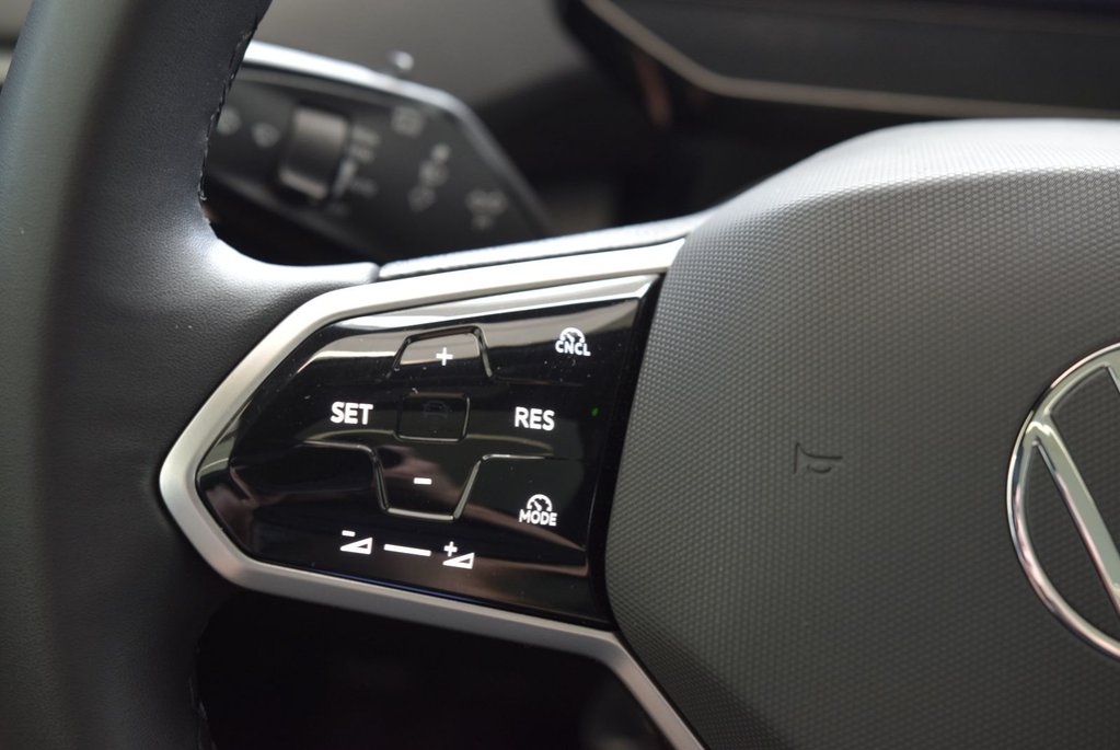 Volkswagen ID.4 Pro S+TOIT PANO+THERMOPOMPE 2024 à Laval, Québec - 24 - w1024h768px