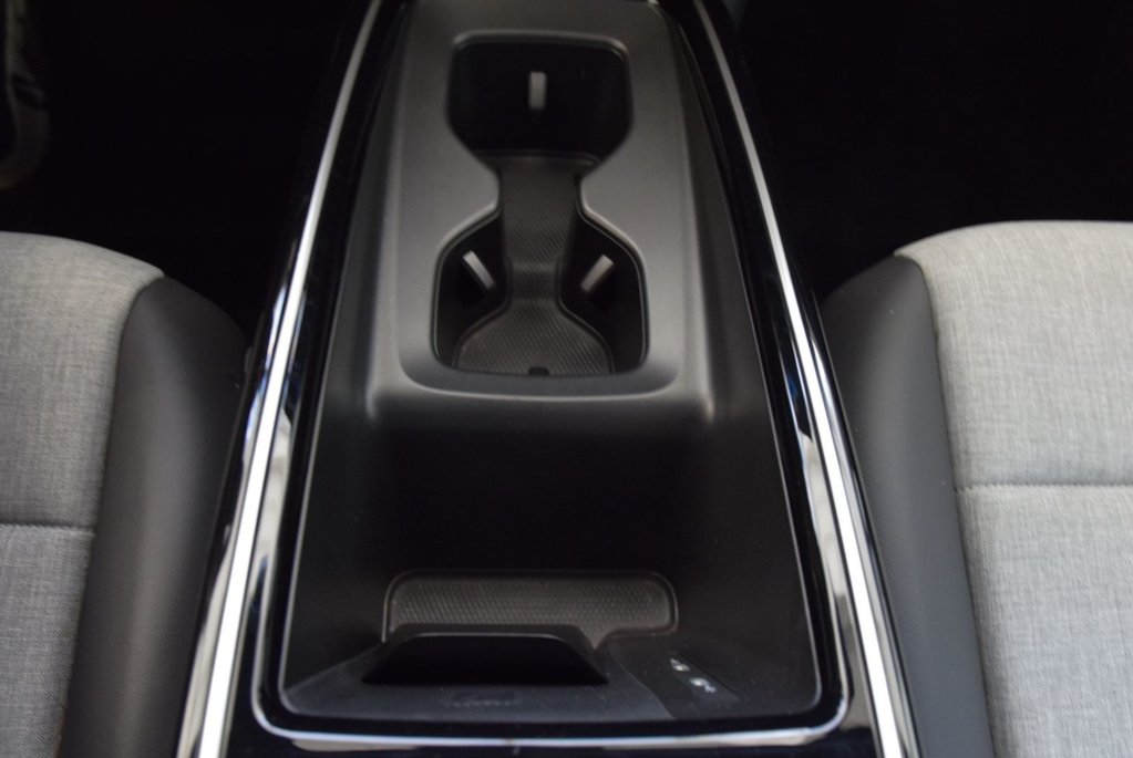 2024 Volkswagen ID.4 +BAS KM+CAMERA+MAG+WOW in Laval, Quebec - 28 - w1024h768px