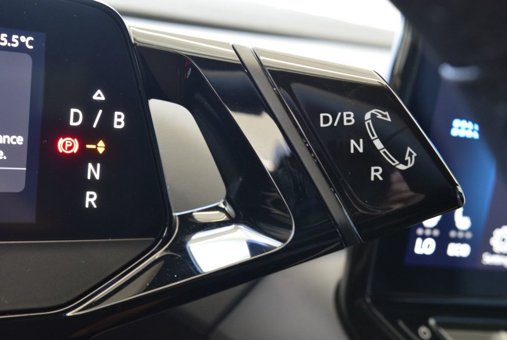 2024 Volkswagen ID.4 +BAS KM+CAMERA+MAG+WOW in Laval, Quebec - 25 - w1024h768px