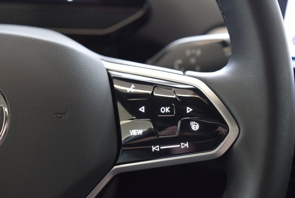 2024 Volkswagen ID.4 Pro S+CUIR+AWD+THERMO+ in Laval, Quebec - 25 - w1024h768px