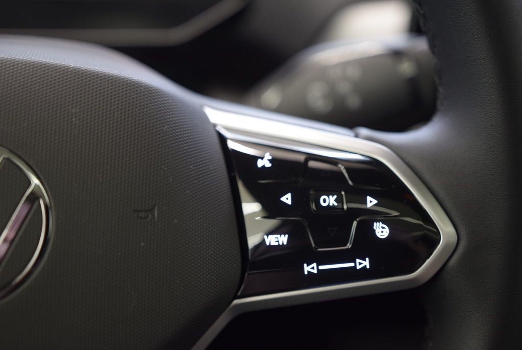 Volkswagen ID.4 Pro S+TOIT PANO+THERMOPOMPE 2024 à Laval, Québec - 25 - w1024h768px