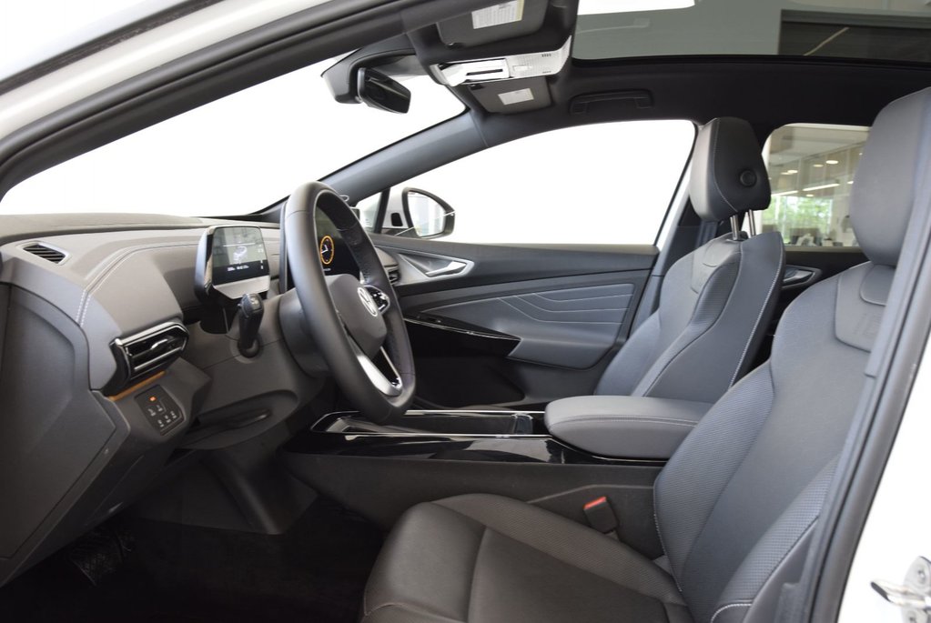 Volkswagen ID.4 PRO+S+AWD+TOIT PANO+8 PNEUS 2024 à Laval, Québec - 20 - w1024h768px