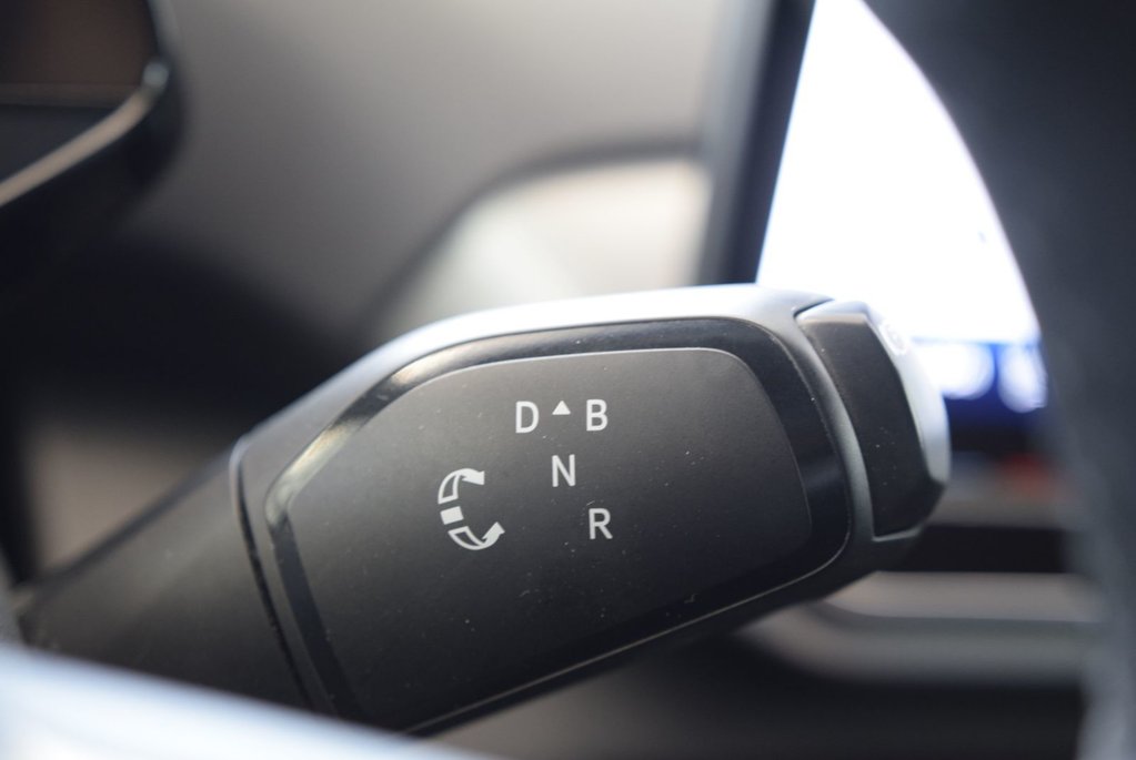 Volkswagen ID.4 Pro S+CUIR+TOIT+LED+HARMAN 2024 à Laval, Québec - 25 - w1024h768px
