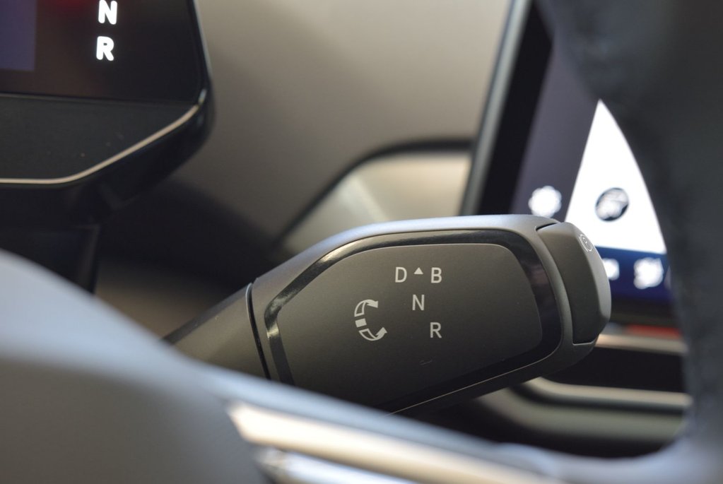 Volkswagen ID.4 Pro S+THERMO+CUIR+TOIT PANO 2025 à Laval, Québec - 27 - w1024h768px