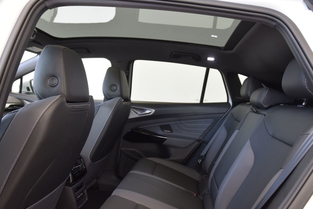 Volkswagen ID.4 Pro S+THERMO+CUIR+TOIT PANO 2025 à Laval, Québec - 21 - w1024h768px