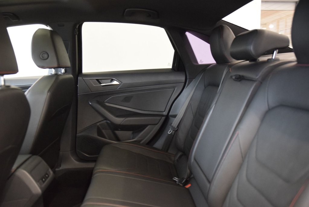 Volkswagen Jetta GLI 35ieme+TOIT+CUIR+LED+CAMERA 2019 à Laval, Québec - 24 - w1024h768px