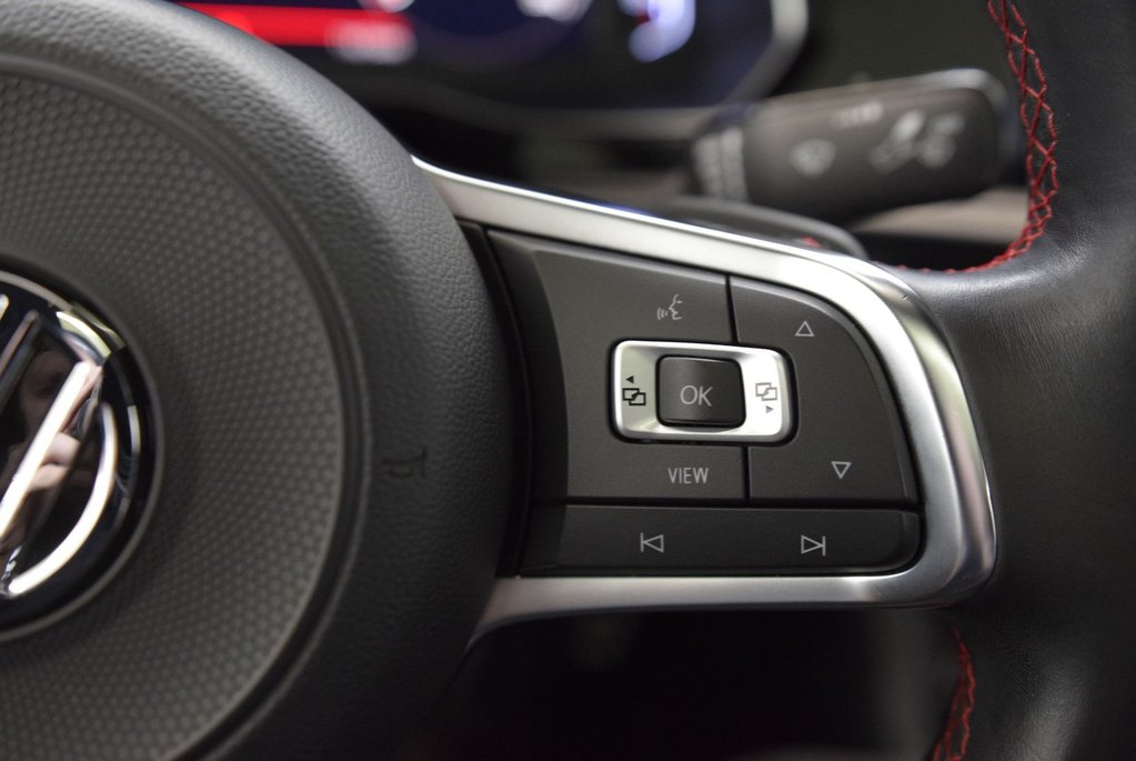 Volkswagen Jetta GLI 35ieme+TOIT+CUIR+LED+CAMERA 2019 à Laval, Québec - 19 - w1024h768px